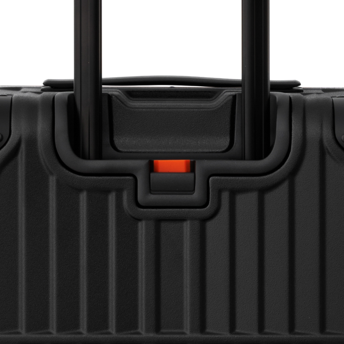 #color_matte-black
